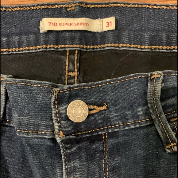 Levi skinny jeans - Picture 2 of 5